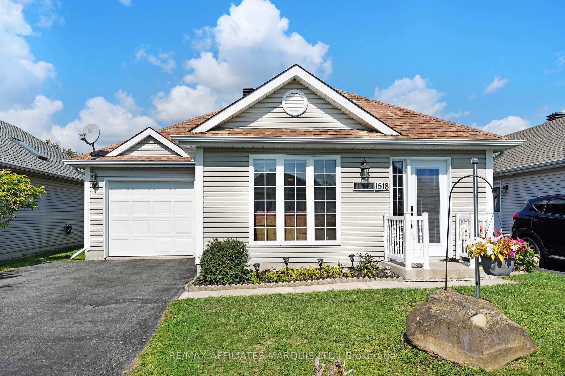 Photo 1 of 1518 Frank Court, Cornwall — HOMEH