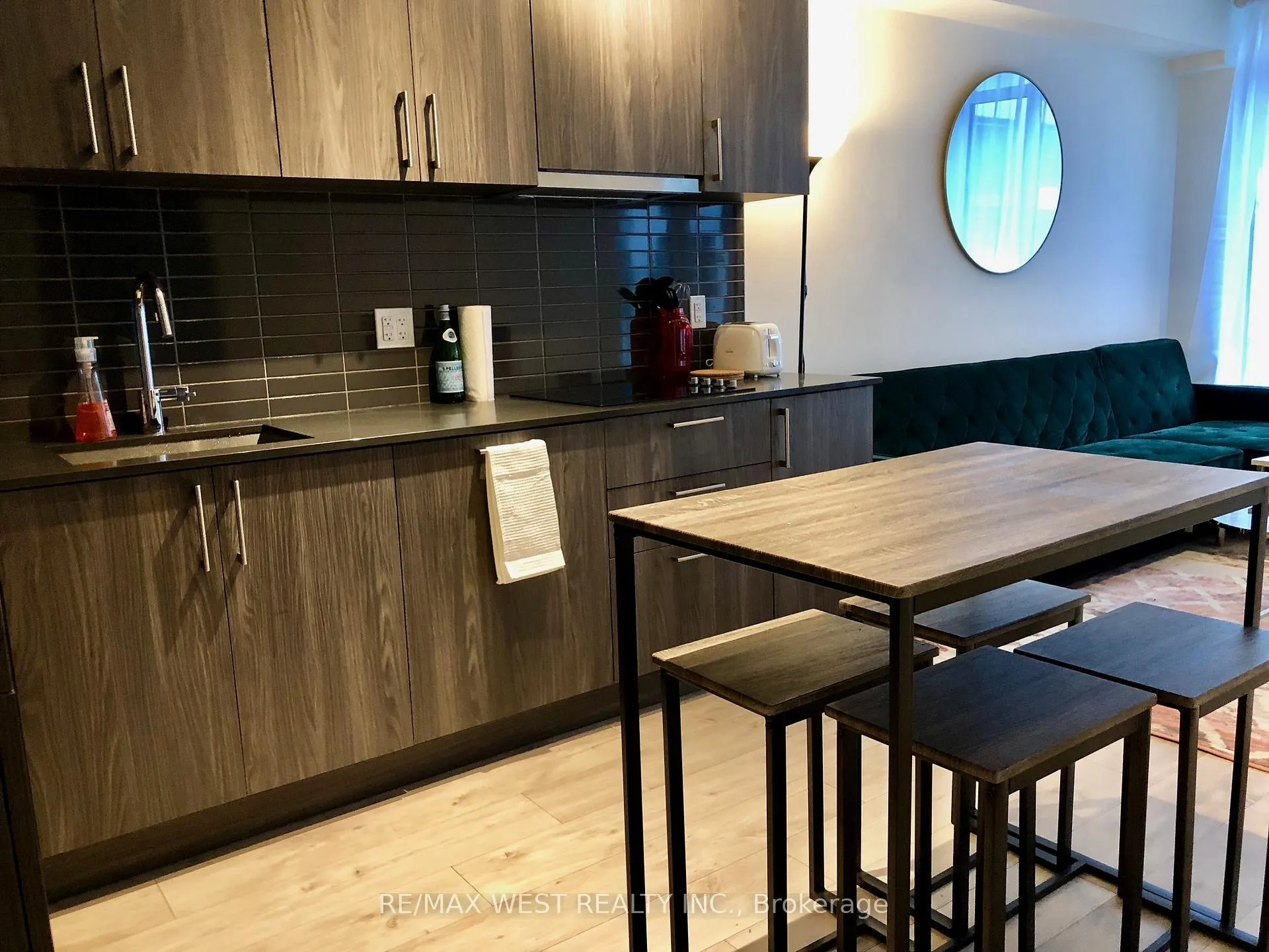 Photo 5 of Unit 313, 576 Front Street W, Toronto, Waterfront Communities — HOMEH