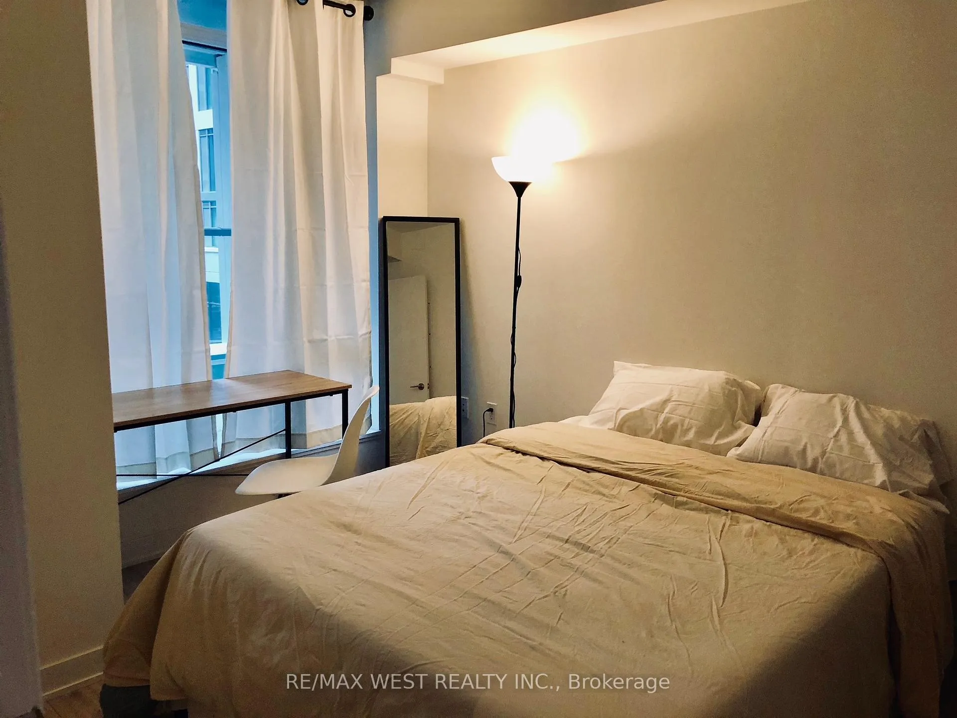Photo 9 of Unit 313, 576 Front Street W, Toronto, Waterfront Communities — HOMEH