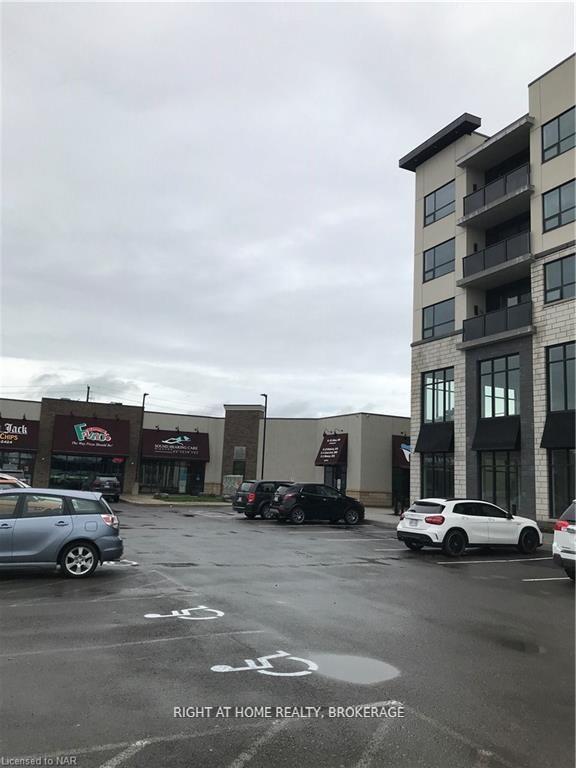 Photo 4 of Unit 403, 300 Fourth Avenue S, St. Catharines, Ridley — HOMEH