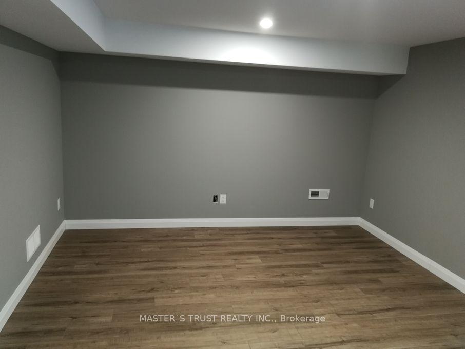 Photo 18 of Unit 36, 1 Miller Drive, Lucan Biddulph, Lucan — HOMEH
