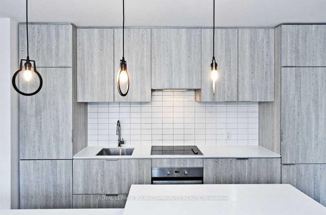 Photo 6 of Unit 1707, 5 St Joseph Street, Toronto, Bay Street Corridor — HOMEH