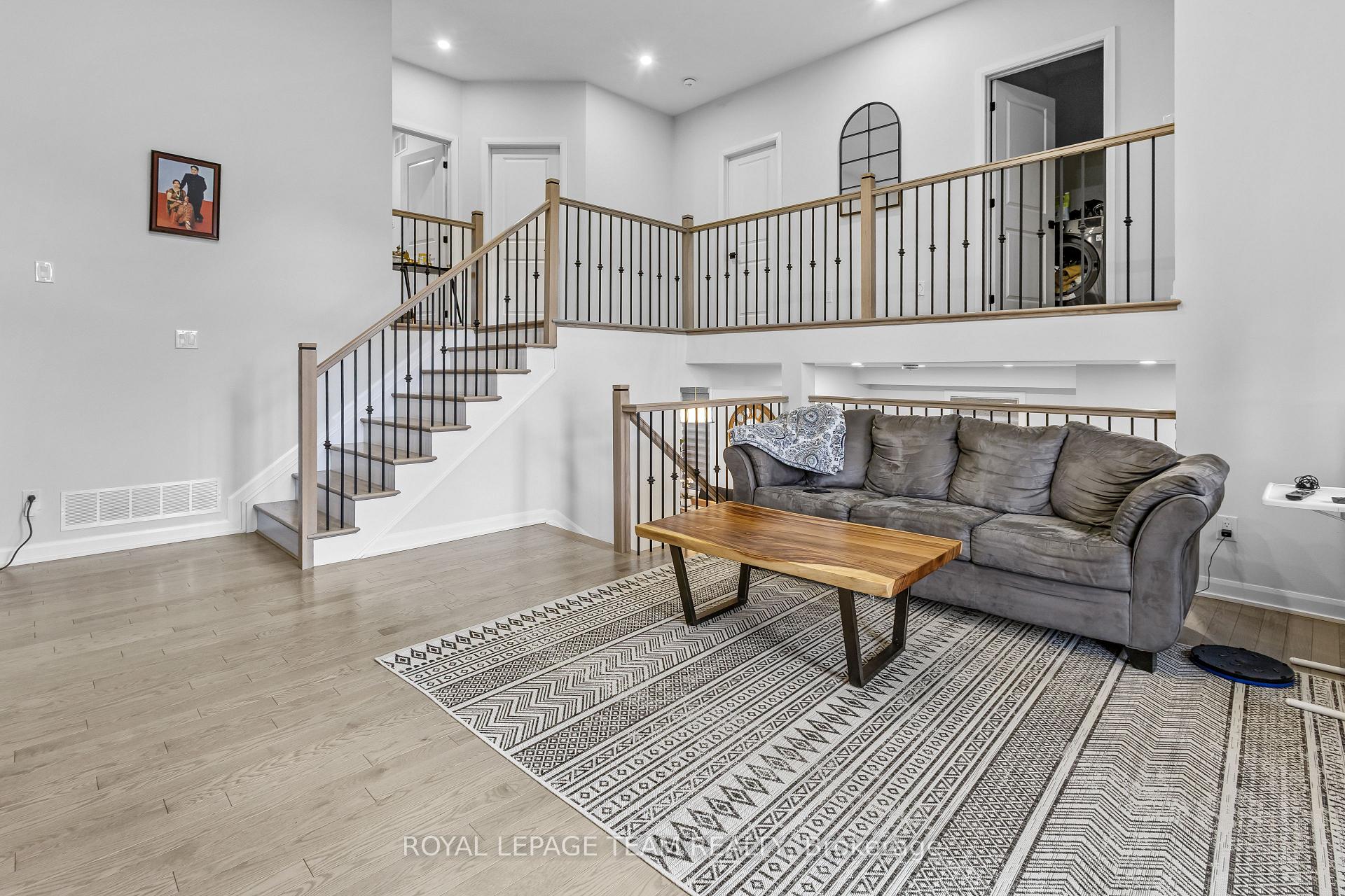 Photo 15 of 775 Cappamore Dr, Ottawa, Barrhaven - Half Moon Bay — HOMEH