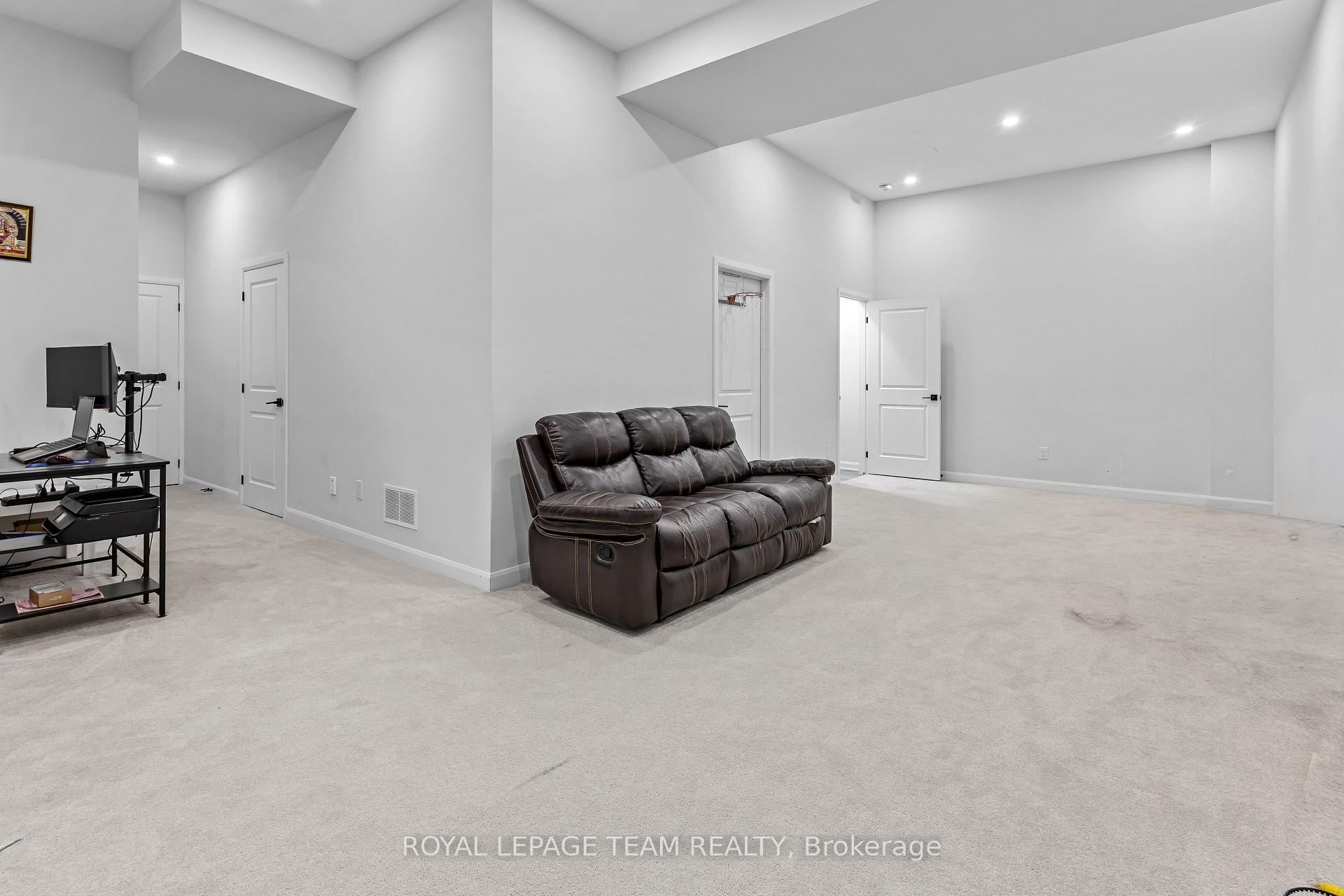 Photo 30 of 775 Cappamore Dr, Ottawa, Barrhaven - Half Moon Bay — HOMEH