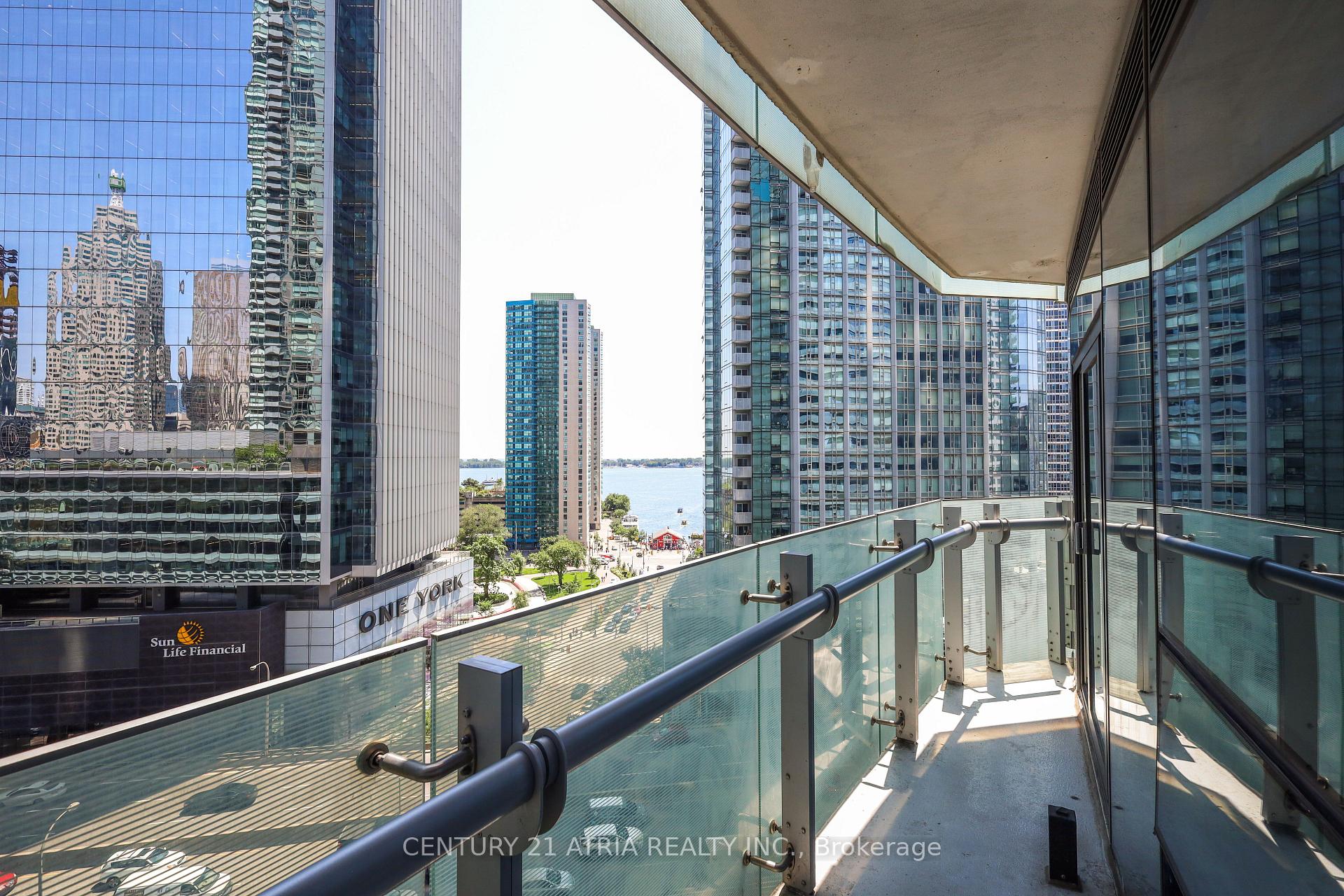 Photo 20 of Unit 1002, 14 York Street, Toronto, Waterfront Communities — HOMEH