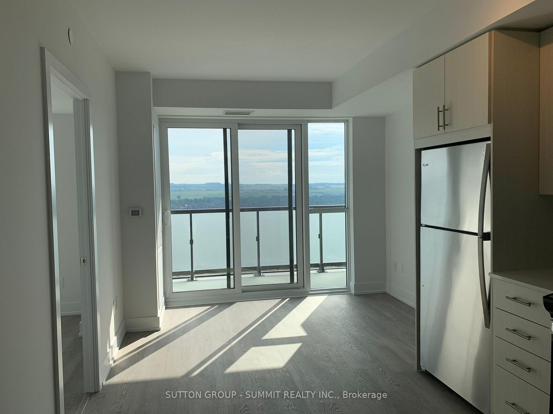 Photo 3 of Unit 1915, 2550 Simcoe Street, Oshawa, Windfields — HOMEH
