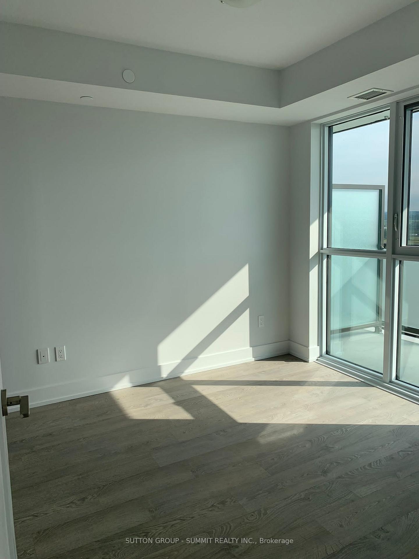 Photo 4 of Unit 1915, 2550 Simcoe Street, Oshawa, Windfields — HOMEH