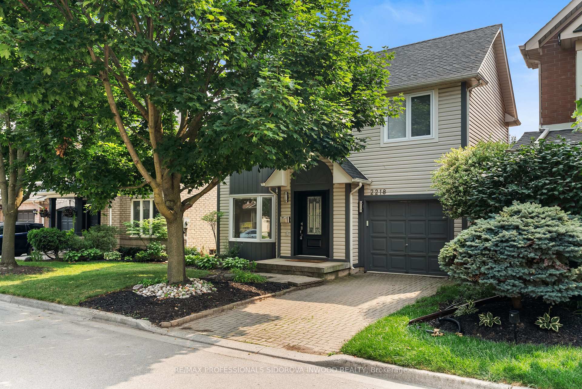 Front of 2218 Bluegrass Lane