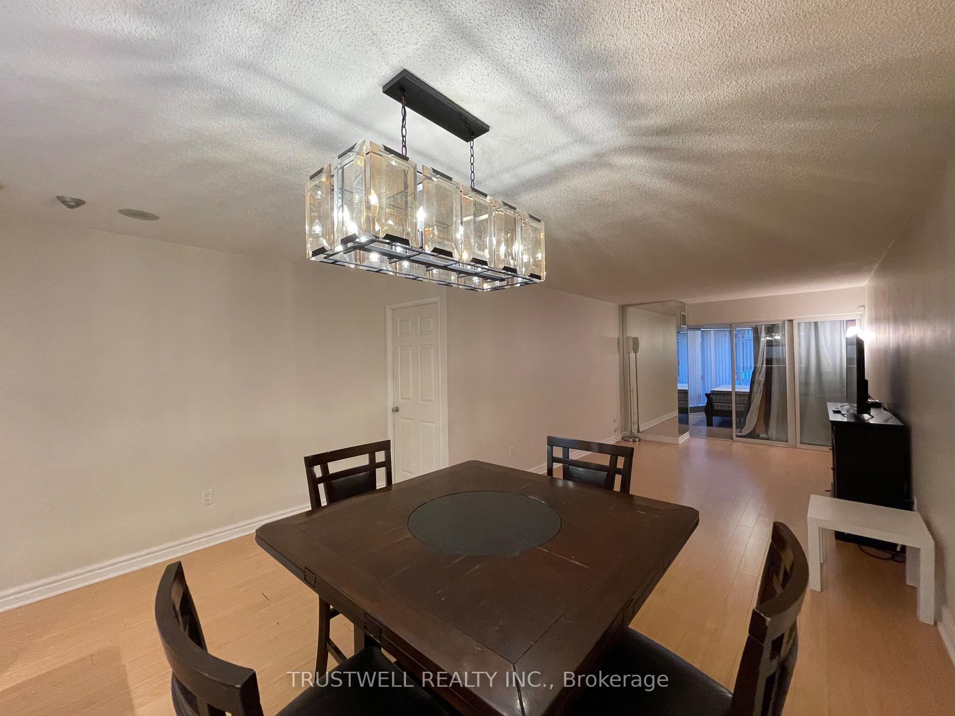 Photo 1 of Unit 902, 33 University Avenue, Toronto, Bay Street Corridor — HOMEH