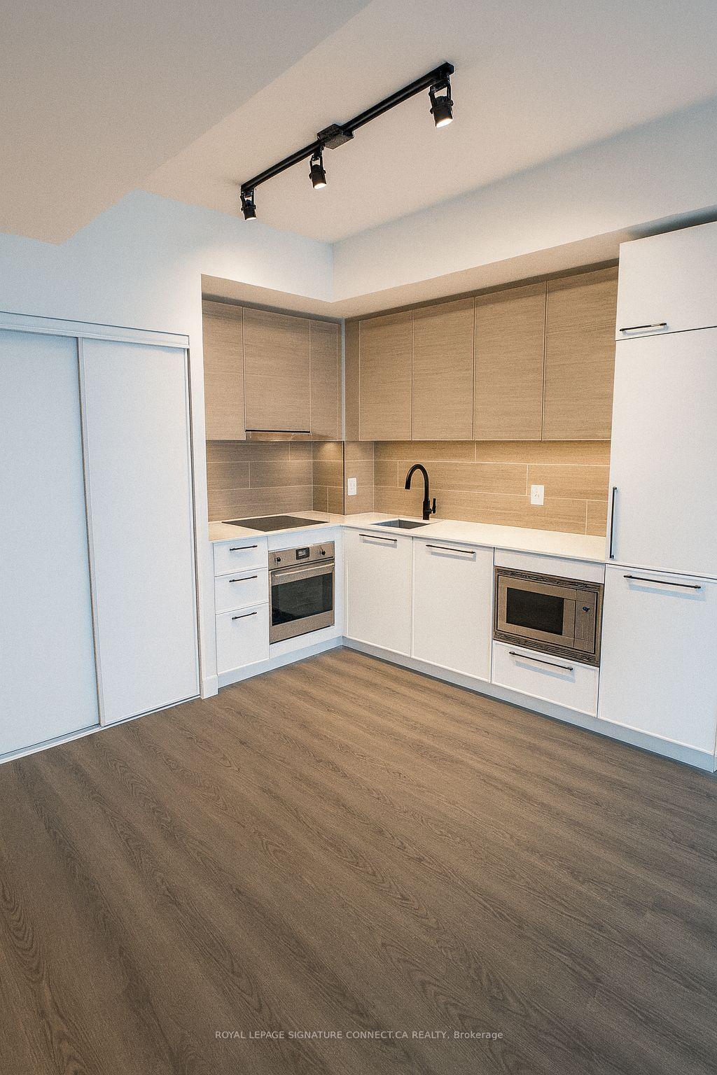 Photo 8 of Unit 1002, 1050 Eastern Avenue, Toronto, Greenwood-Coxwell — HOMEH