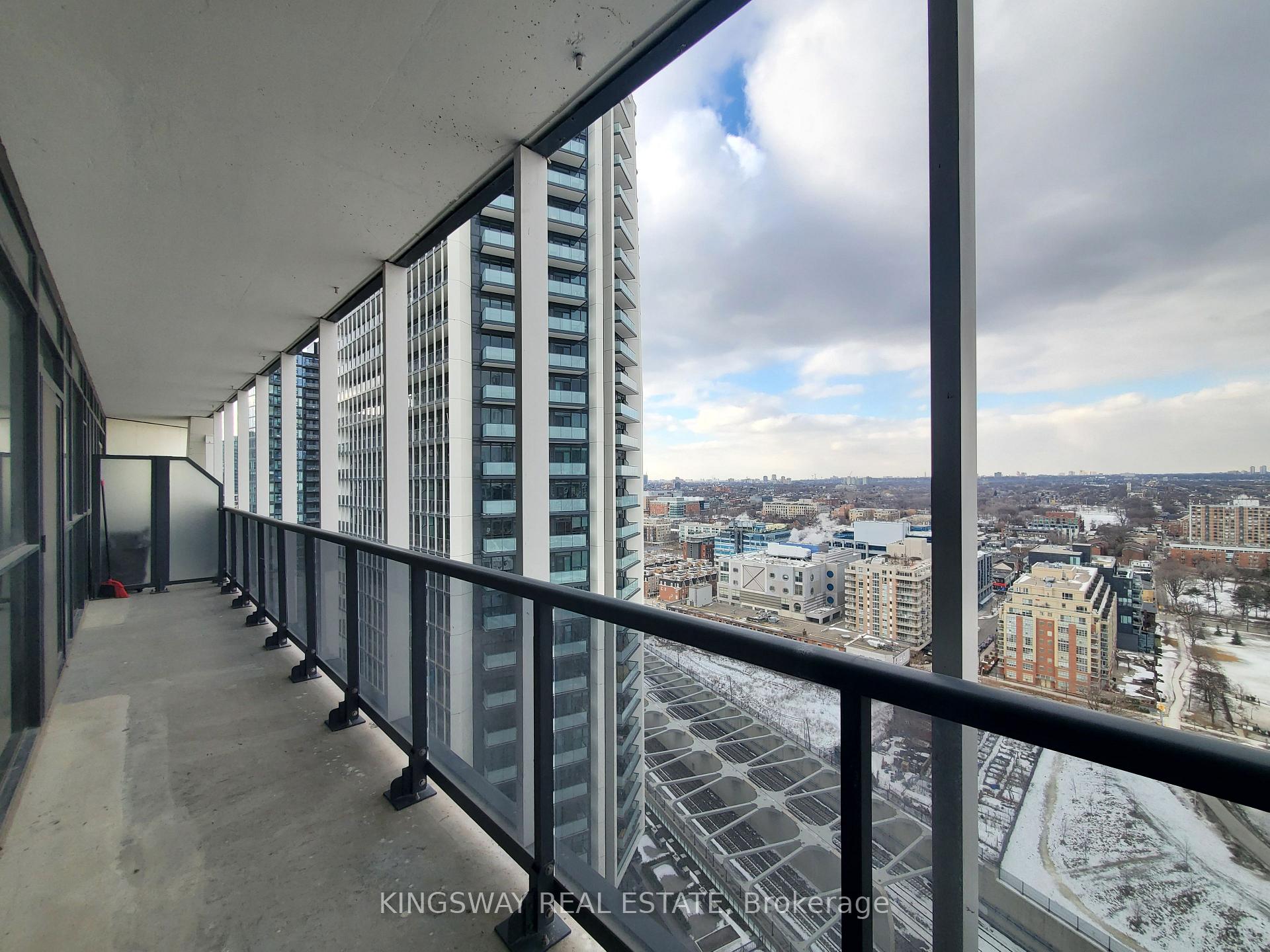 Photo 4 of Unit 2007, 30 Ordnance Street, Toronto, Niagara — HOMEH