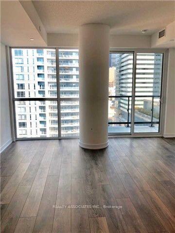 Photo 3 of Unit 1712, 87 Peter Street, Toronto, Waterfront Communities — HOMEH