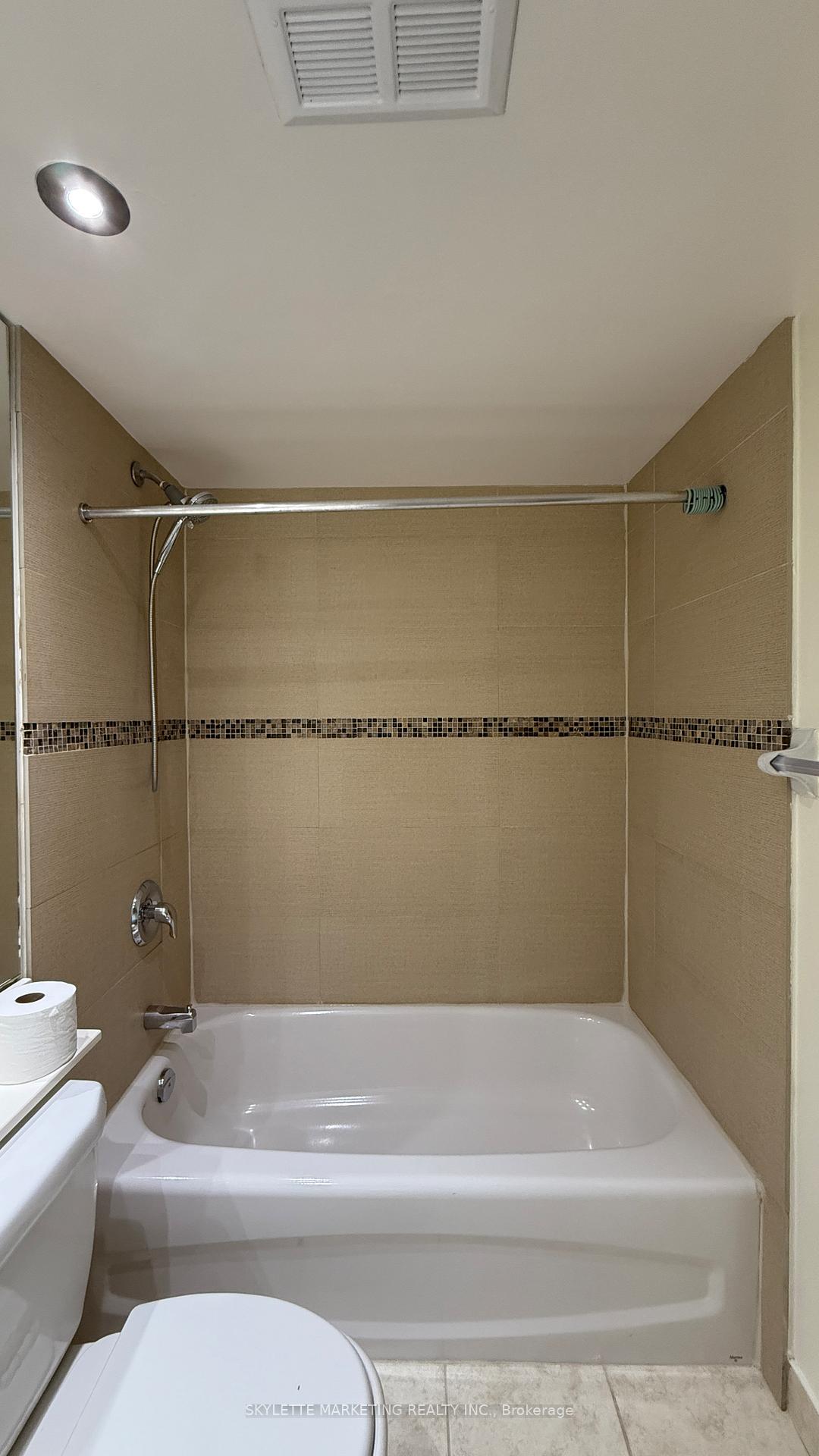 Photo 16 of Unit 310, 62 Suncrest Boulevard, Markham, Commerce Valley — HOMEH