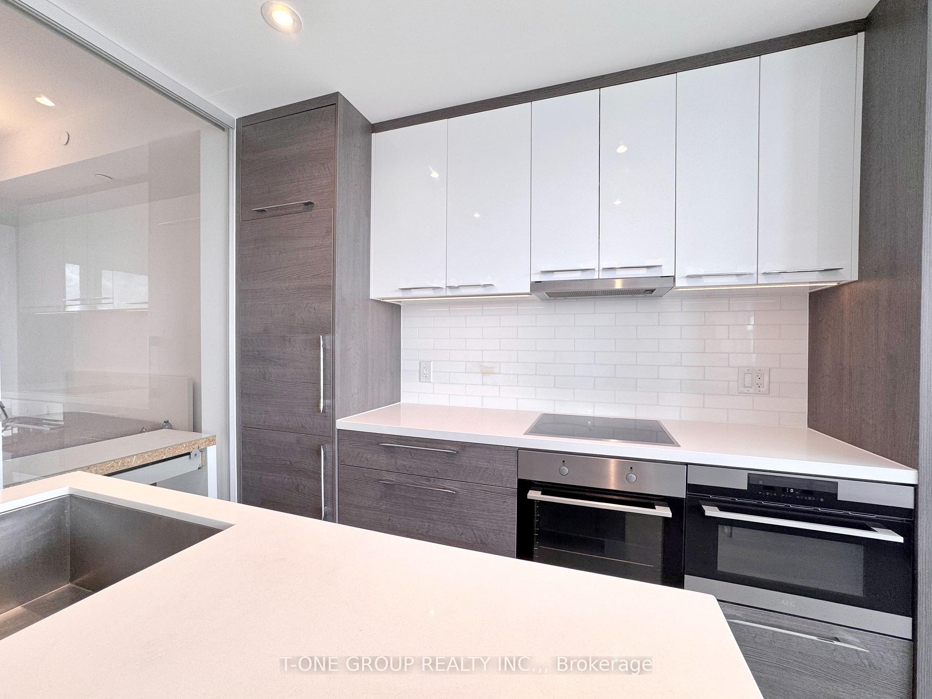 Photo 8 of Unit 3309, 488 University Avenue, Toronto, Kensington-Chinatown — HOMEH