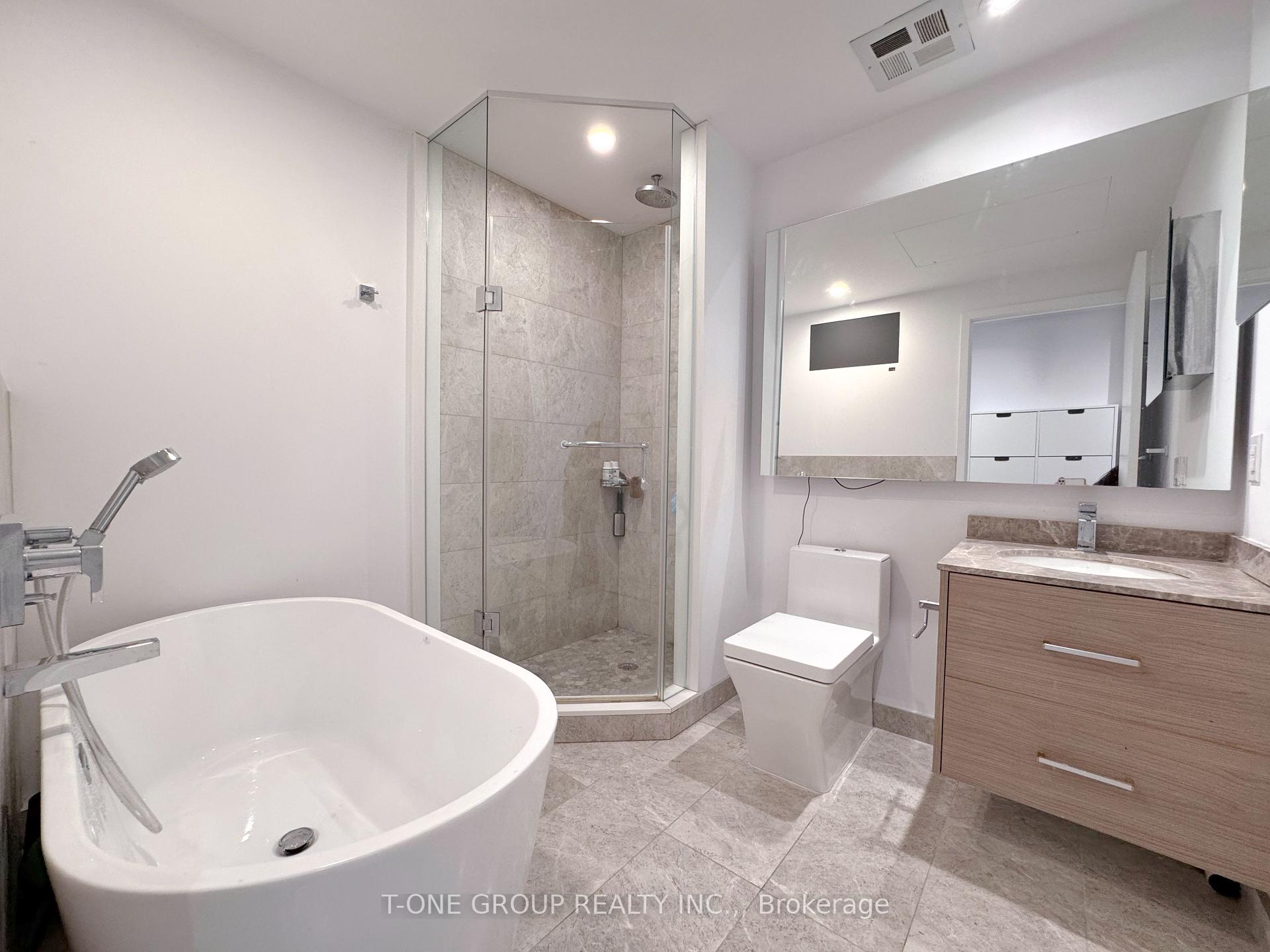 Photo 9 of Unit 3309, 488 University Avenue, Toronto, Kensington-Chinatown — HOMEH