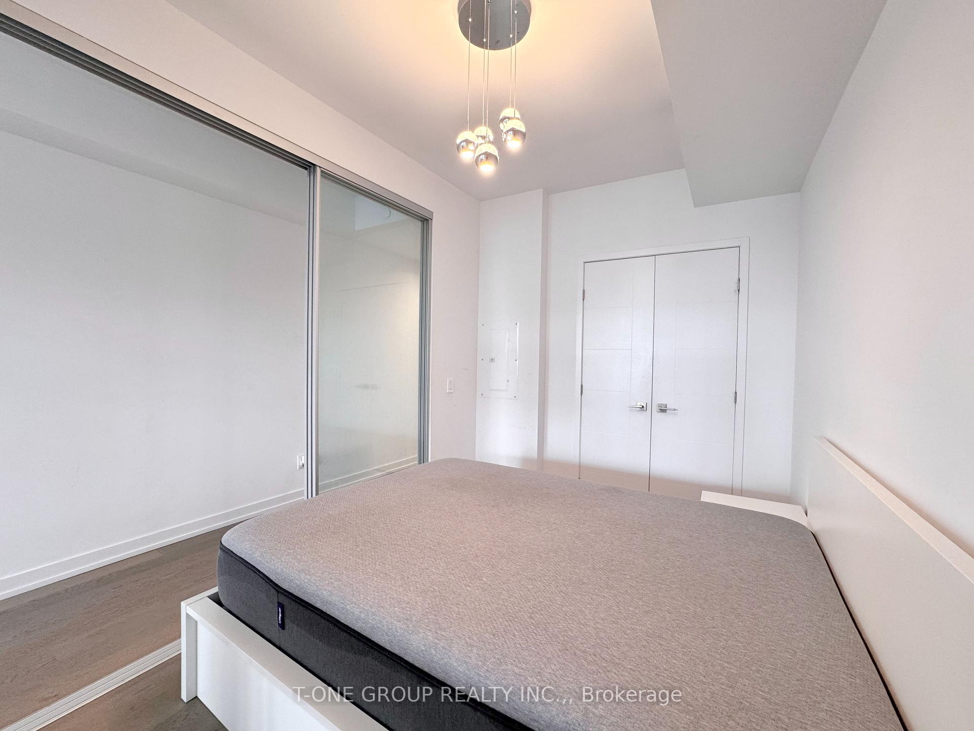 Photo 11 of Unit 3309, 488 University Avenue, Toronto, Kensington-Chinatown — HOMEH