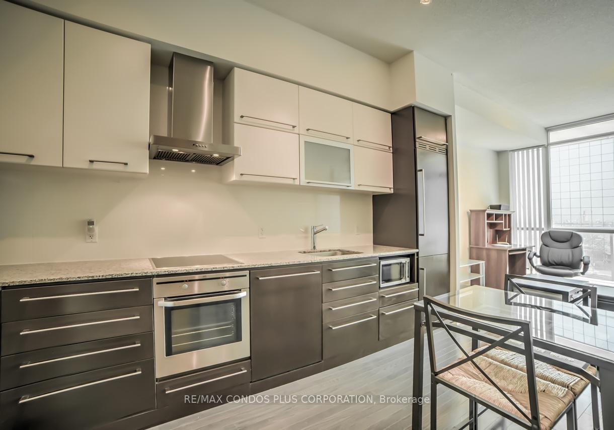 Photo 4 of Unit 2303, 770 Bay Street, Toronto, Bay Street Corridor — HOMEH