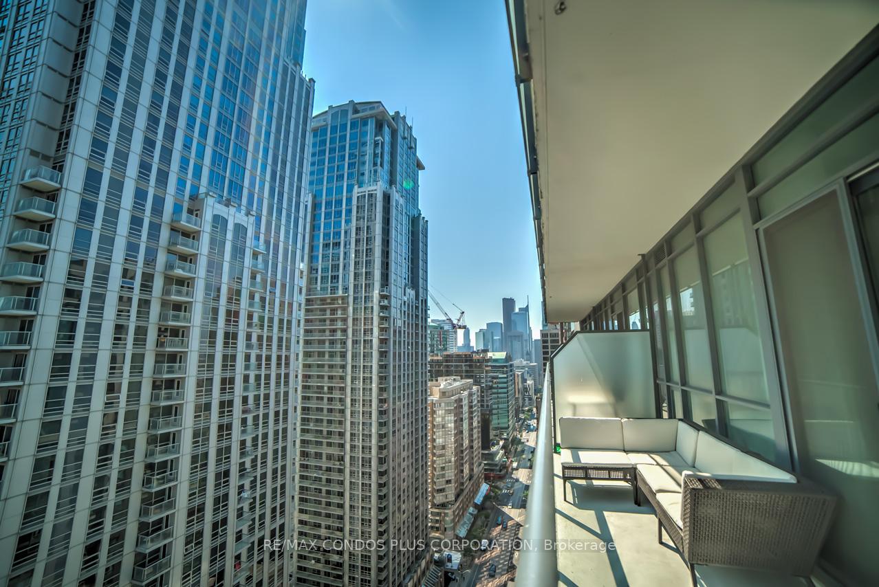 Photo 19 of Unit 2303, 770 Bay Street, Toronto, Bay Street Corridor — HOMEH
