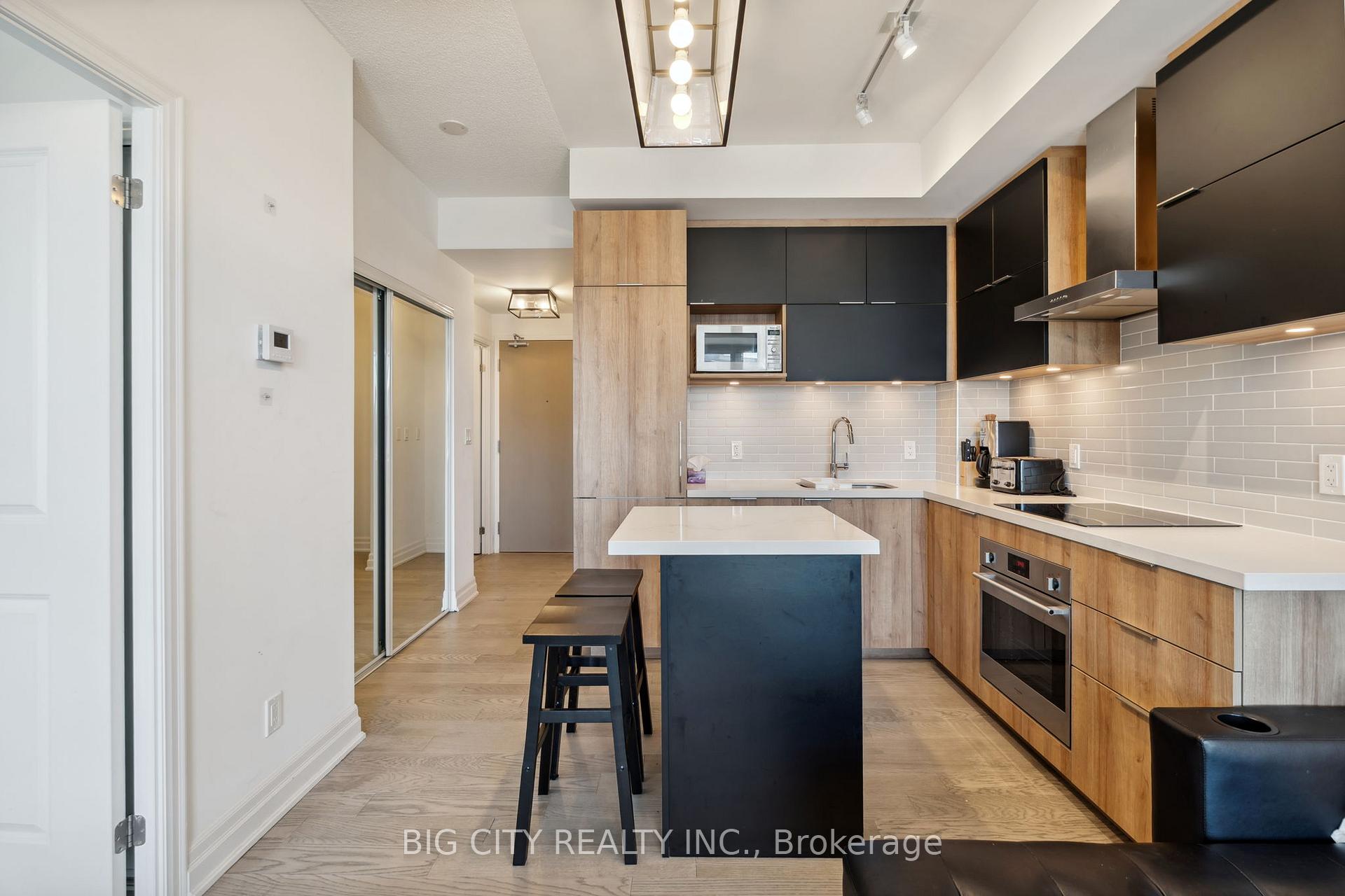 Photo 9 of Unit 510, 10 Rouge Valley Drive W, Markham, Unionville — HOMEH