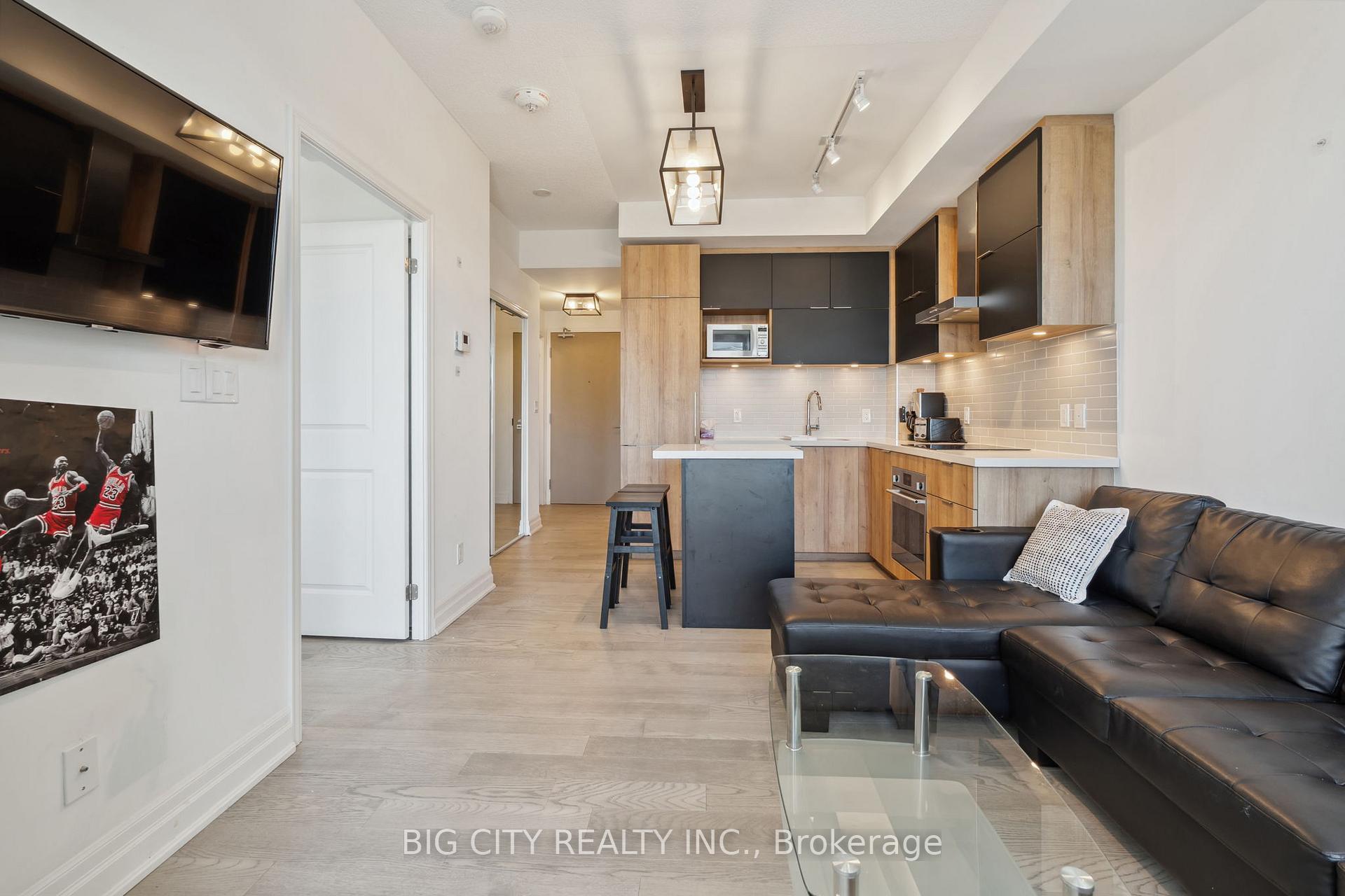 Photo 12 of Unit 510, 10 Rouge Valley Drive W, Markham, Unionville — HOMEH