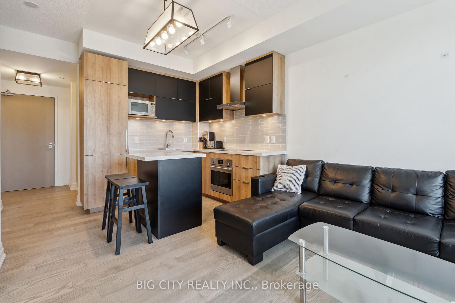 Photo 13 of Unit 510, 10 Rouge Valley Drive W, Markham, Unionville — HOMEH