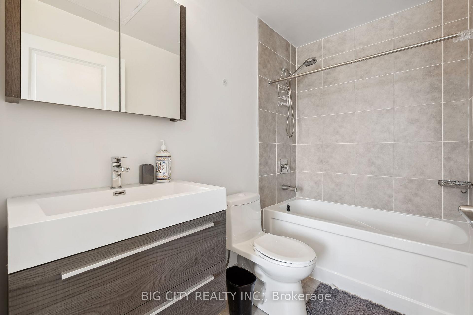 Photo 17 of Unit 510, 10 Rouge Valley Drive W, Markham, Unionville — HOMEH