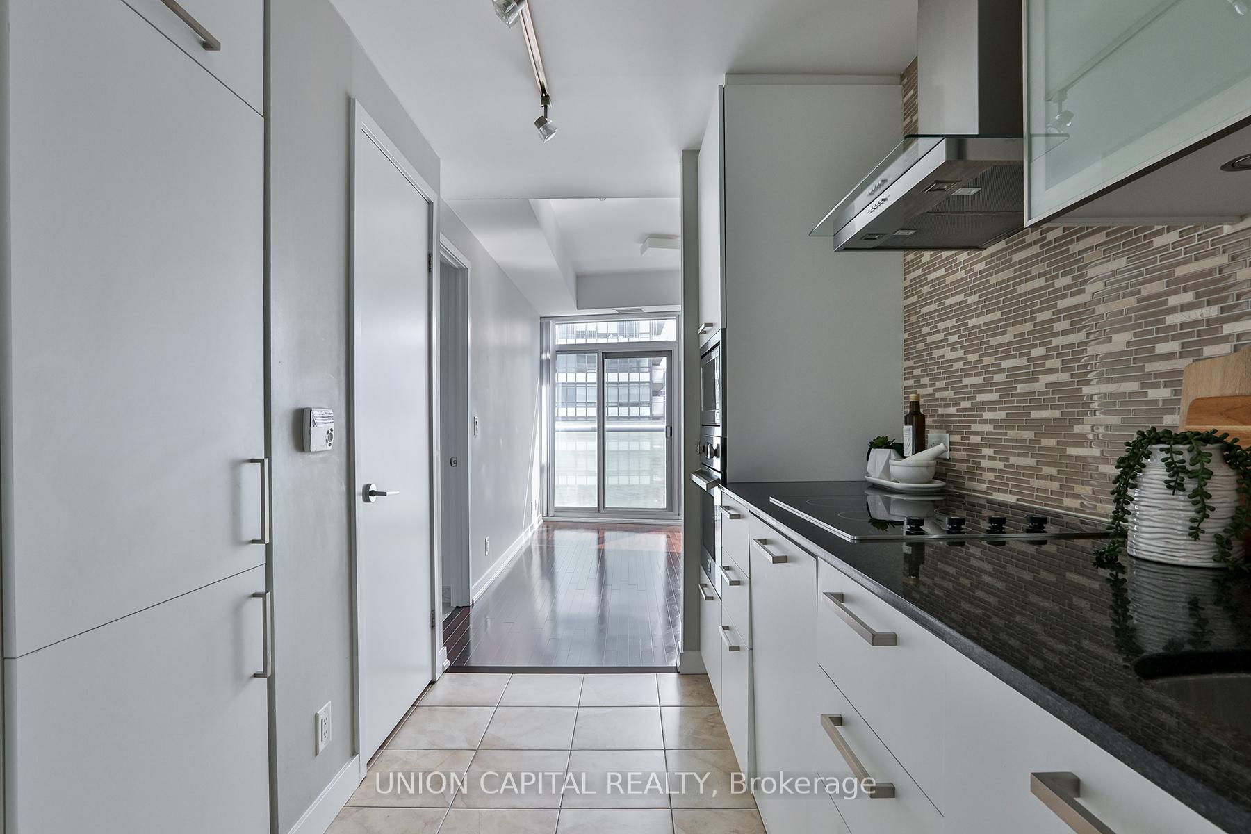 Photo 7 of Unit 3902, 14 York Street, Toronto, Waterfront Communities — HOMEH
