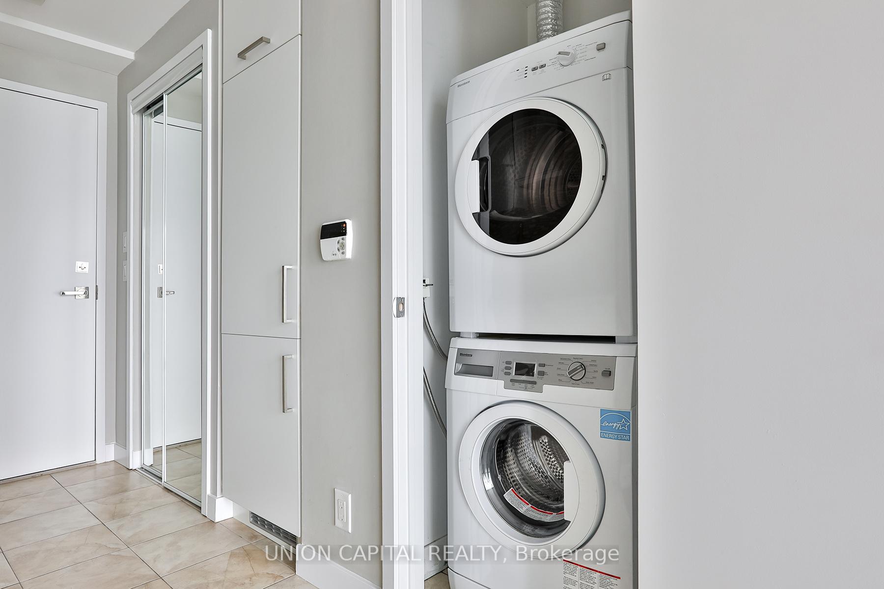 Photo 10 of Unit 3902, 14 York Street, Toronto, Waterfront Communities — HOMEH