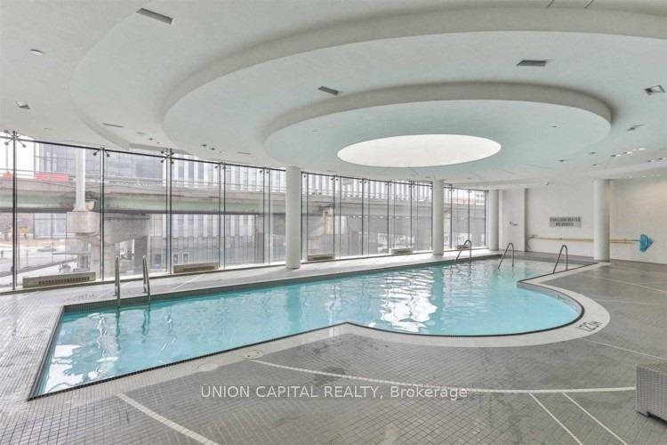 Photo 17 of Unit 3902, 14 York Street, Toronto, Waterfront Communities — HOMEH