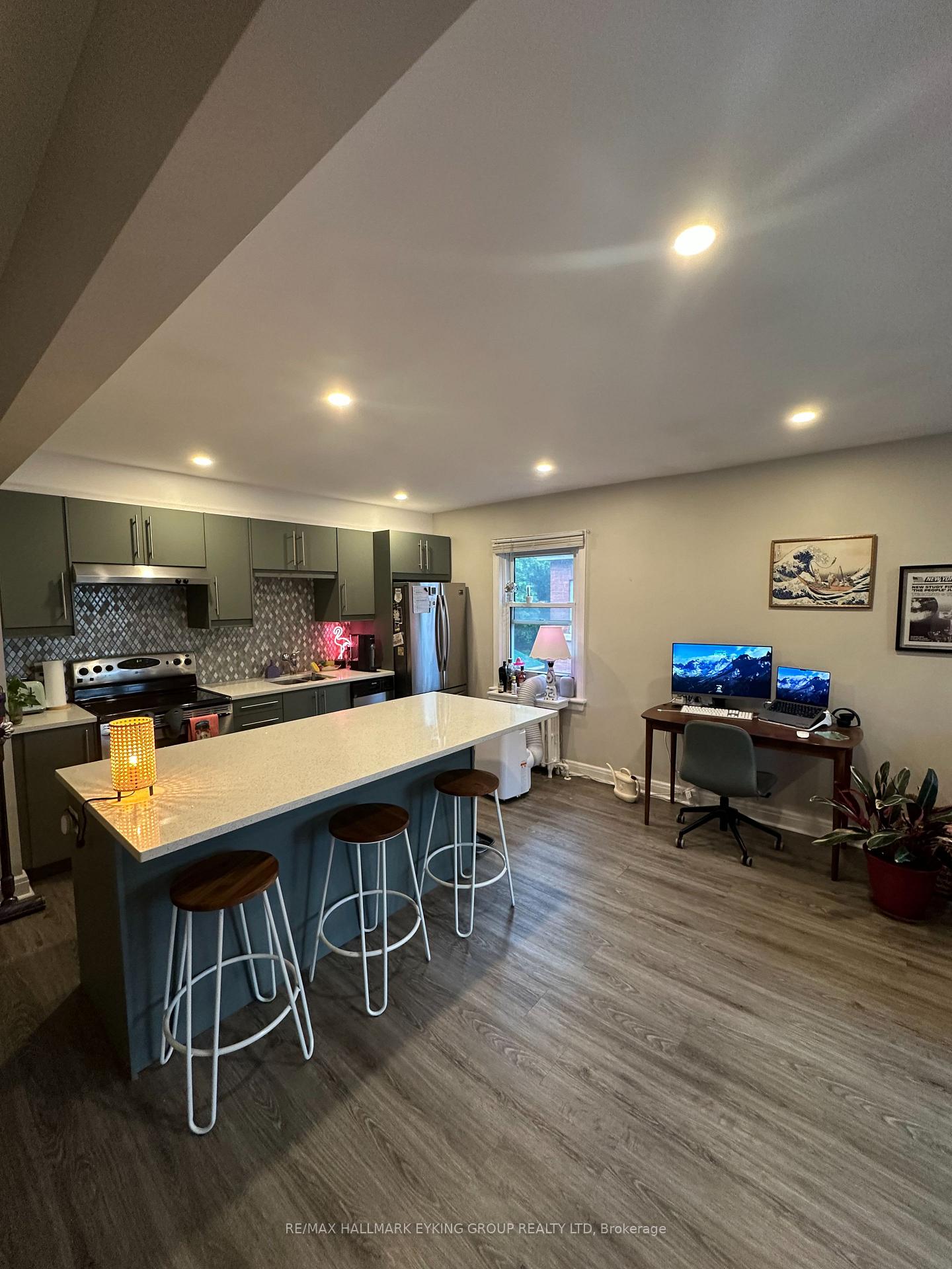 Photo 6 of Unit 4, 131 Hawthorne Avenue, Ottawa, Ottawa East — HOMEH