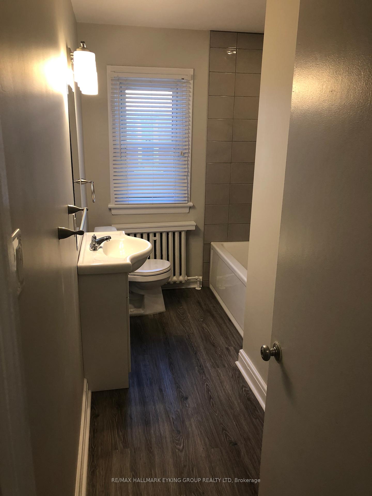 Photo 13 of Unit 4, 131 Hawthorne Avenue, Ottawa, Ottawa East — HOMEH