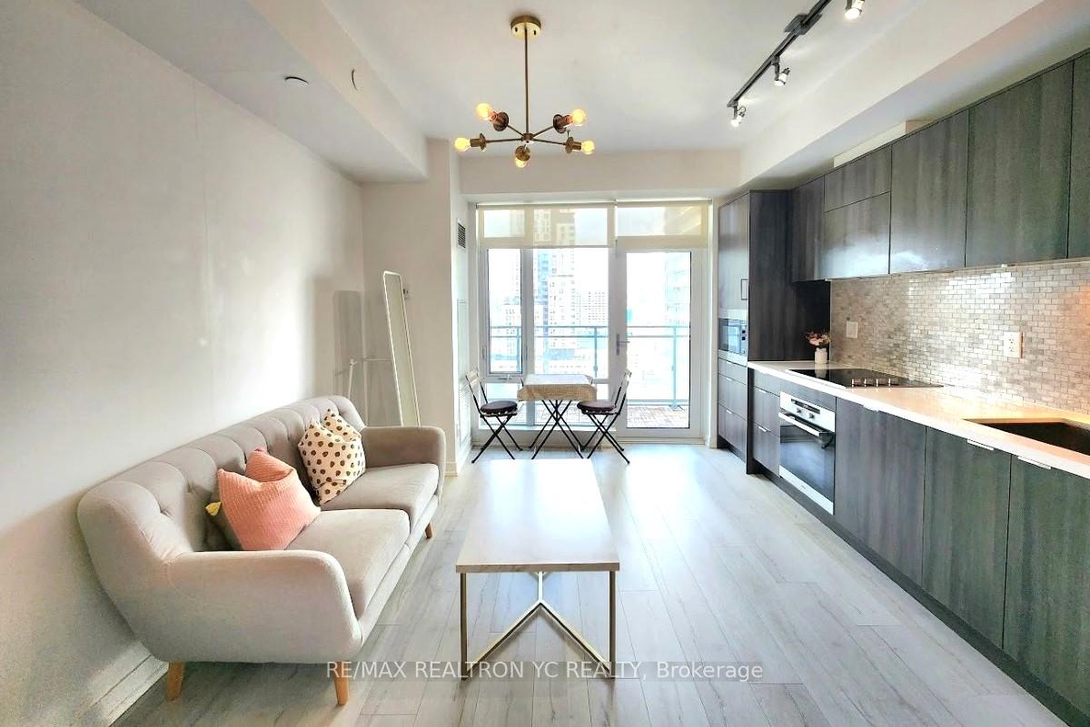 Photo 3 of Unit 1803, 21 Widmer Street, Toronto, Waterfront Communities — HOMEH