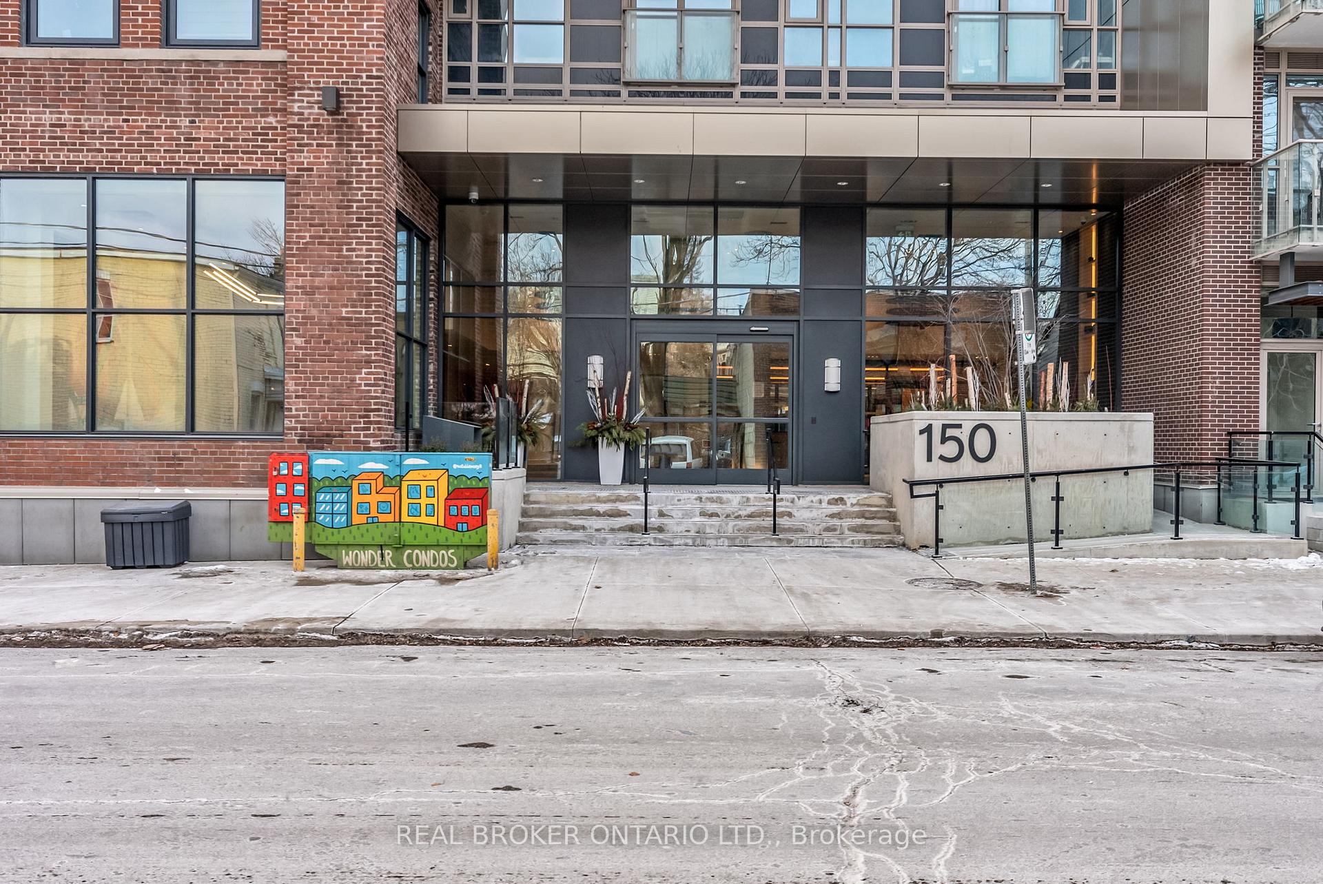 Photo 3 of Unit TH131, 150 Logan Avenue, Toronto, South Riverdale — HOMEH