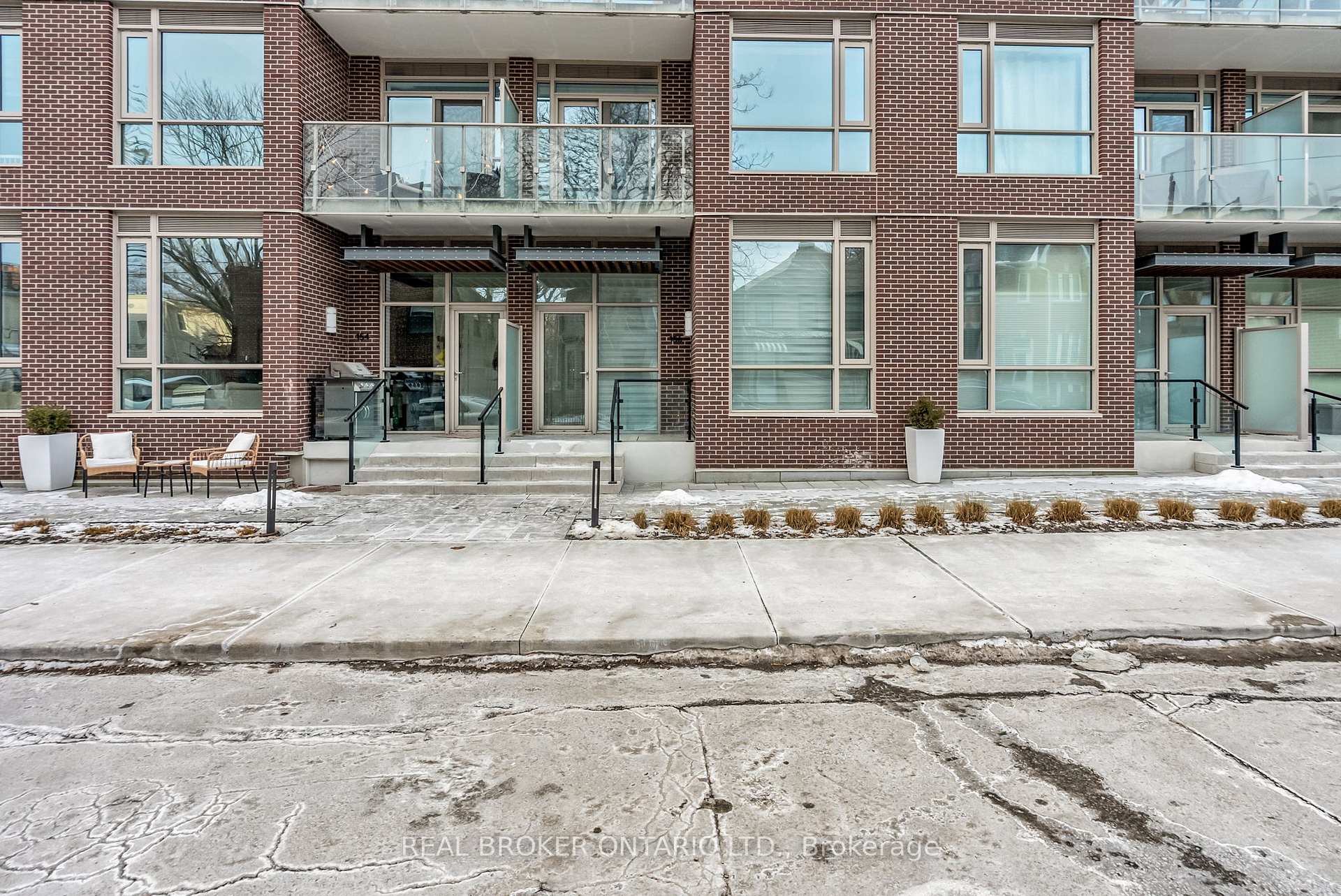 Photo 4 of Unit TH131, 150 Logan Avenue, Toronto, South Riverdale — HOMEH