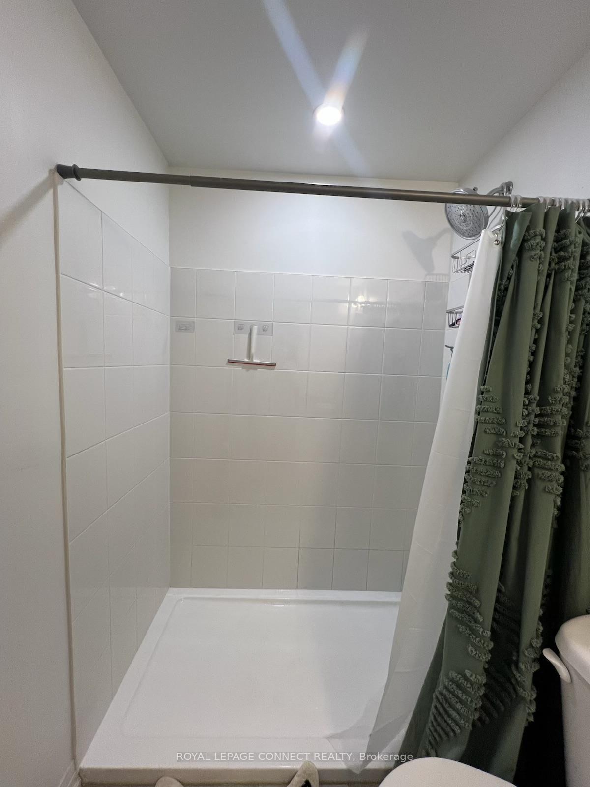 Photo 10 of Unit 501, 2635 William Jackson Drive, Pickering, Duffin Heights — HOMEH