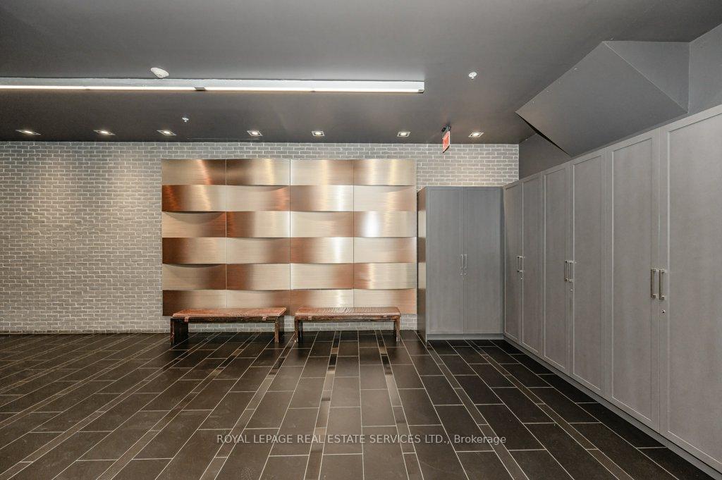 Photo 5 of Unit 1505, 210 Simcoe Street, Toronto, Kensington-Chinatown — HOMEH