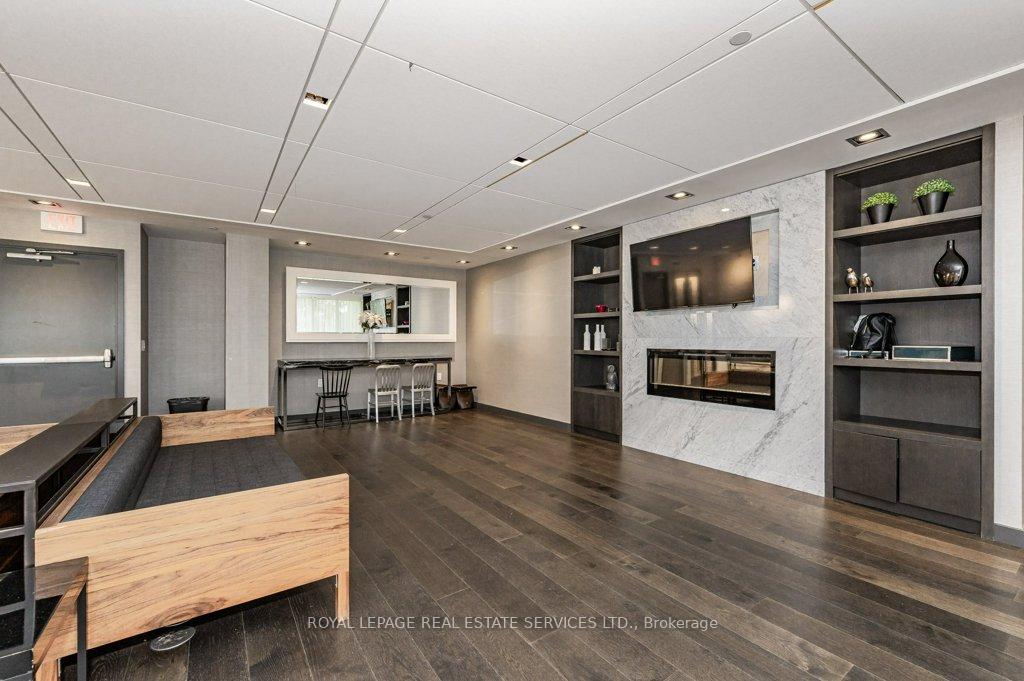 Photo 11 of Unit 1505, 210 Simcoe Street, Toronto, Kensington-Chinatown — HOMEH