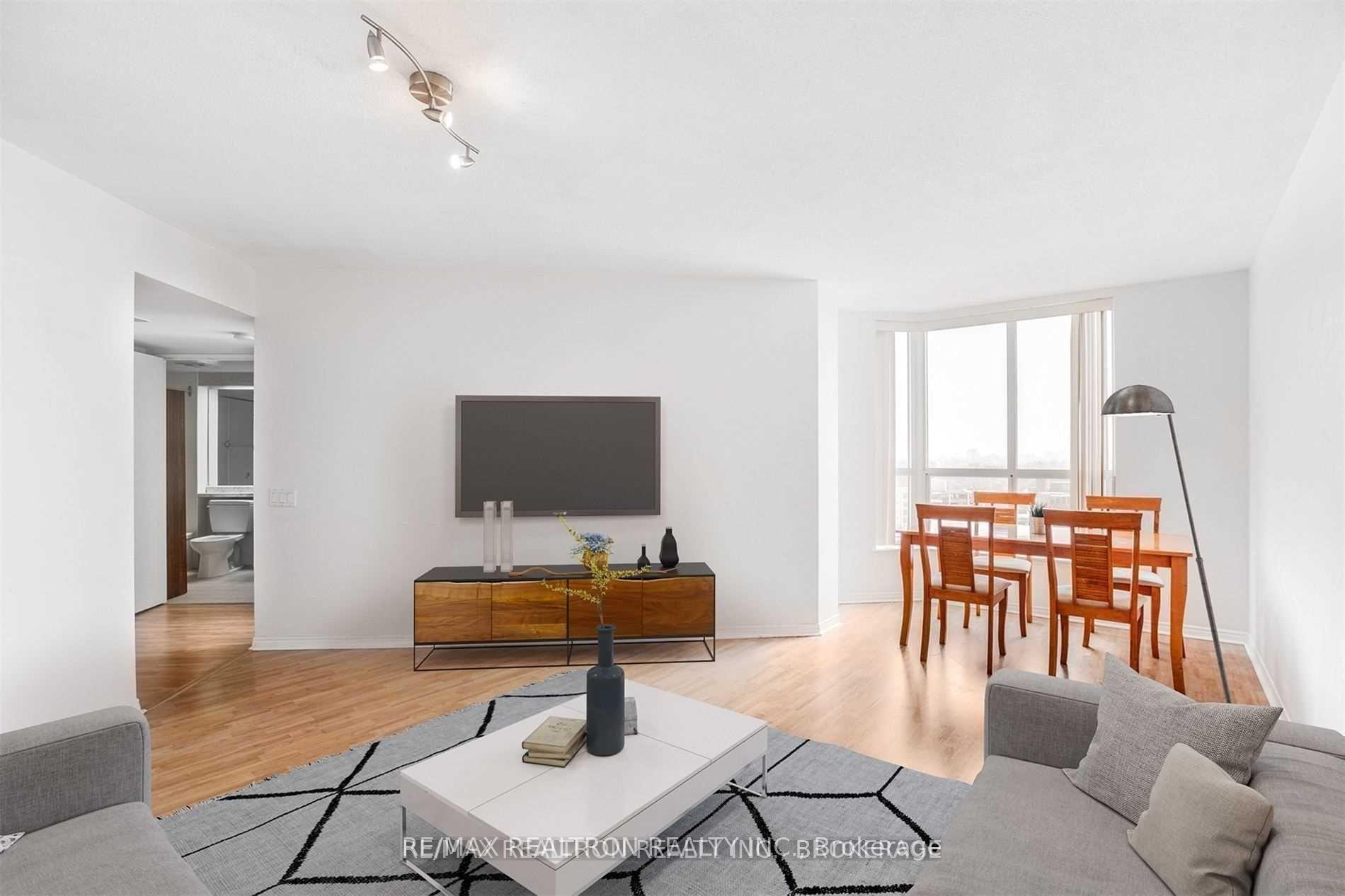 Photo 12 of Unit PH17, 11 Thorncliffe Park Drive, Toronto, Thorncliffe Park — HOMEH