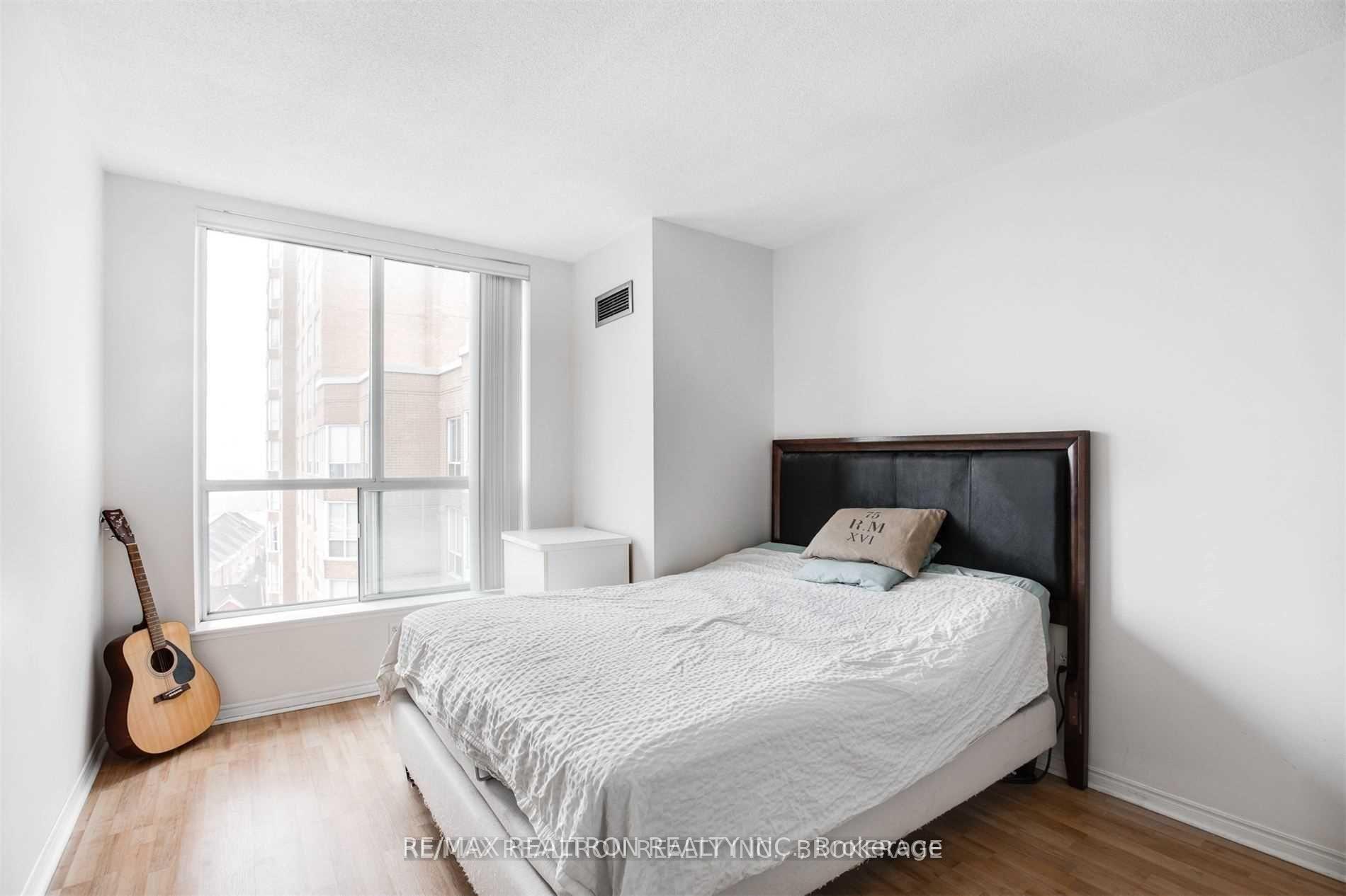Photo 18 of Unit PH17, 11 Thorncliffe Park Drive, Toronto, Thorncliffe Park — HOMEH