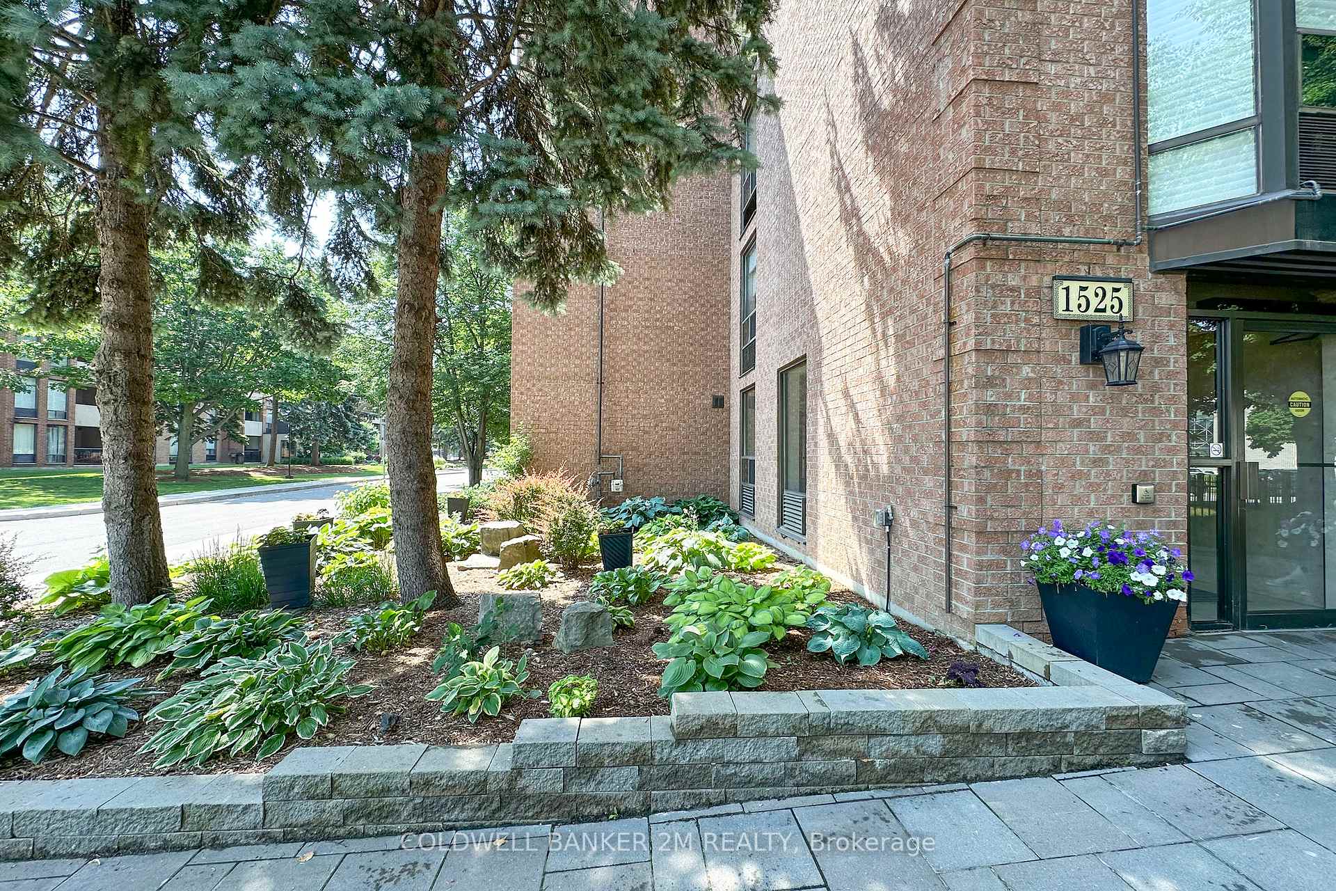 Photo 4 of Unit 104, 1525 Diefenbaker Court, Pickering, Town Centre — HOMEH