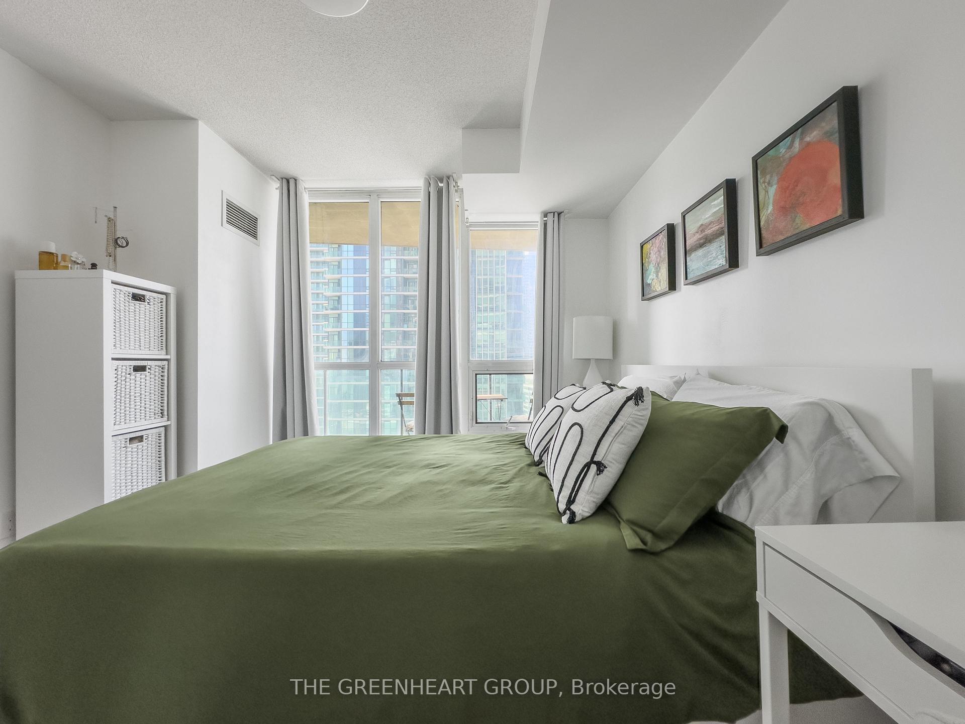 Photo 9 of Unit 1913, 16 Yonge Street, Toronto, Waterfront Communities — HOMEH