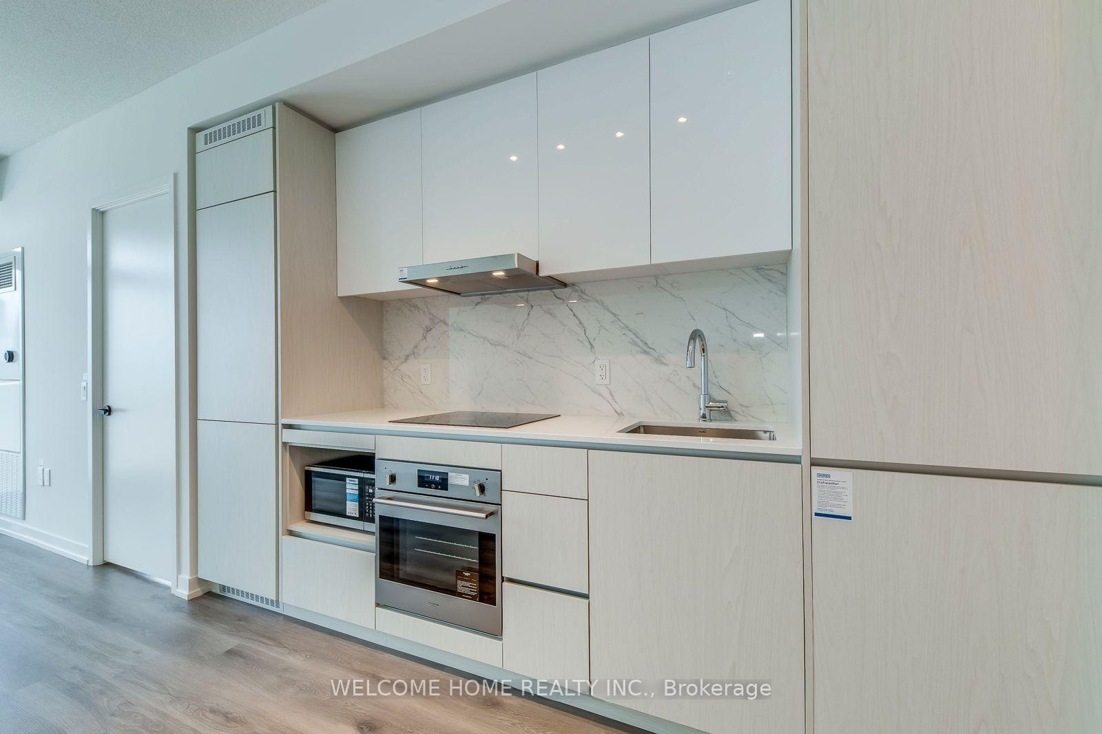 Photo 10 of Unit 2706, 28 Interchange Way, Vaughan, Vaughan Corporate Centre — HOMEH
