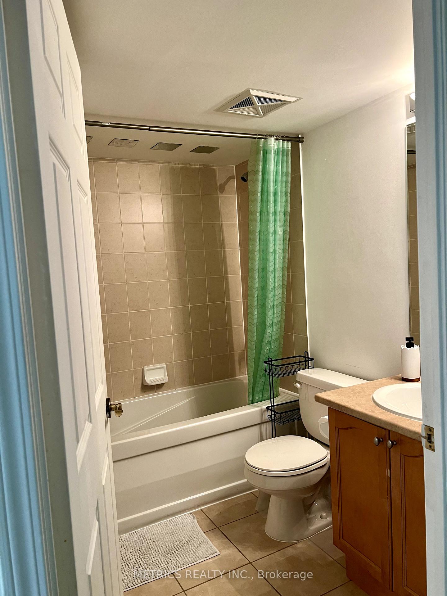 Photo 6 of Unit 1902, 51 Lower Simcoe Street, Toronto, Waterfront Communities — HOMEH