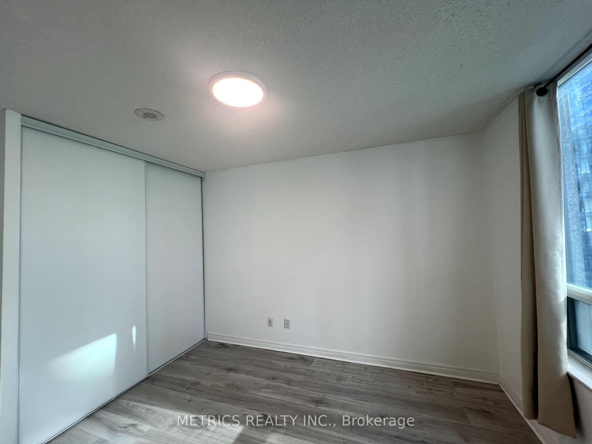 Photo 12 of Unit 1902, 51 Lower Simcoe Street, Toronto, Waterfront Communities — HOMEH