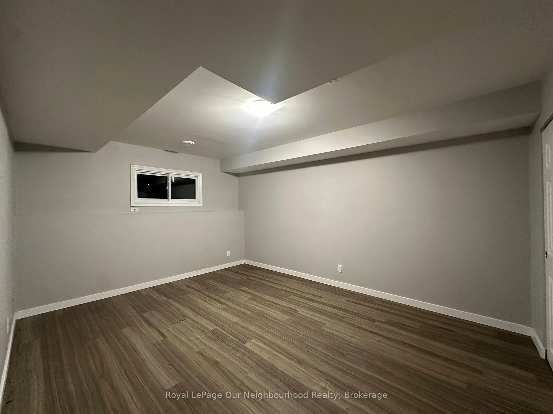 Photo 6 of Unit 2, 26 Hartsfield Drive, Clarington, Courtice — HOMEH