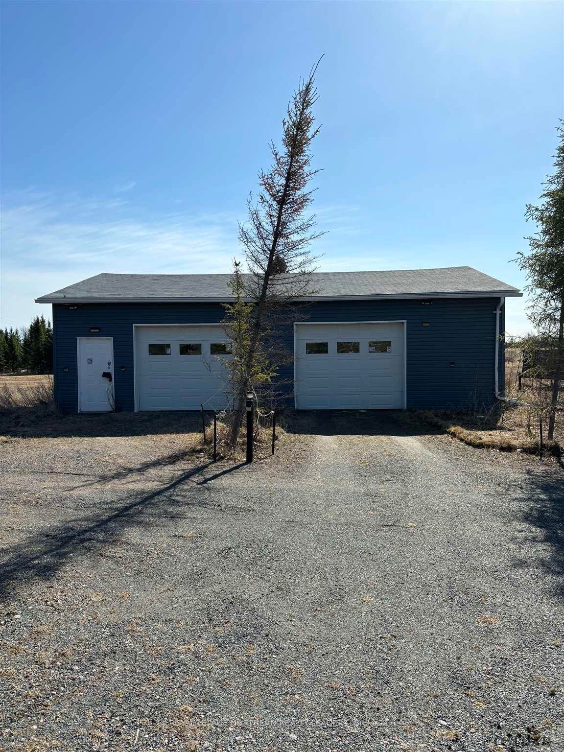 Photo 3 of 1110 Highway 652, Cochrane — HOMEH
