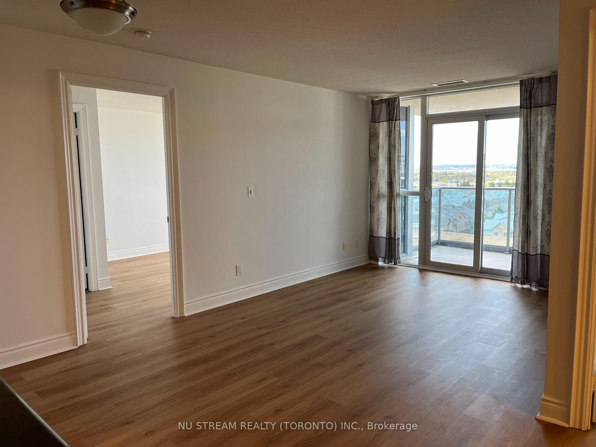 Photo 4 of Unit 1651, 23 Cox Boulevard, Markham, Unionville — HOMEH