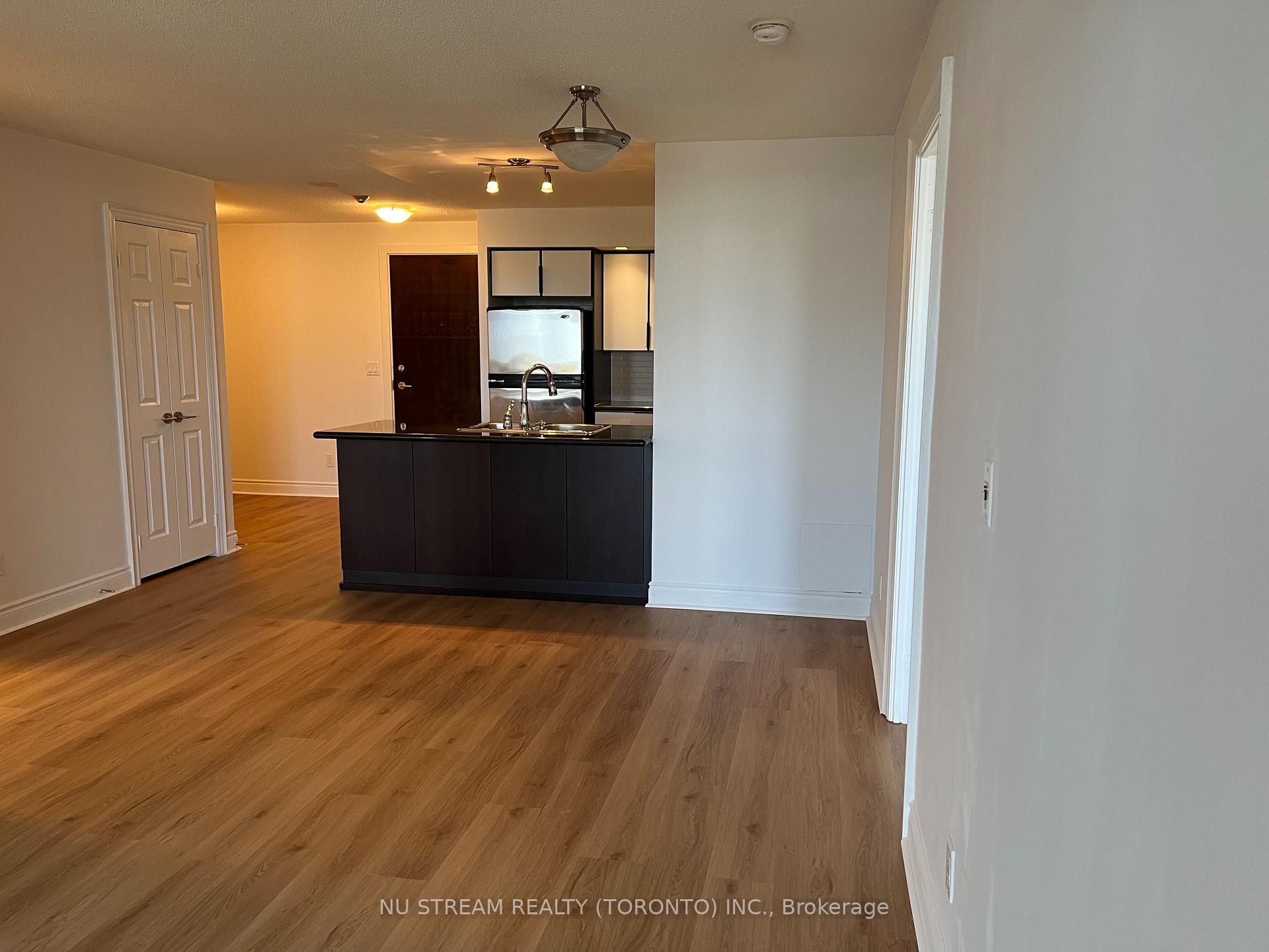 Photo 7 of Unit 1651, 23 Cox Boulevard, Markham, Unionville — HOMEH