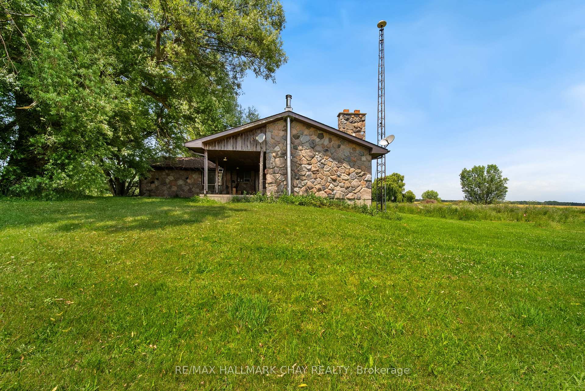 Photo 6 of 2247 15/16 Sdrd S Sunn, Clearview, Rural Clearview — HOMEH