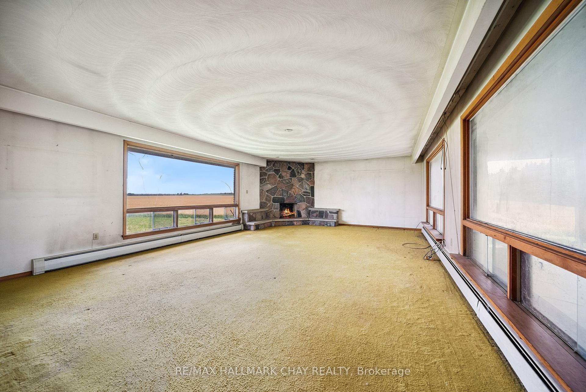 Photo 22 of 2247 15/16 Sdrd S Sunn, Clearview, Rural Clearview — HOMEH
